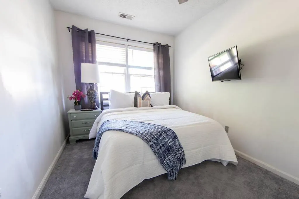 Cheerful 2 Bedroom Home Near Virginia Wesleyan Virginia Beach 0*,  United States